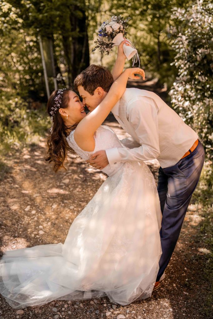 verliebtes Brautpaar Hochzeit